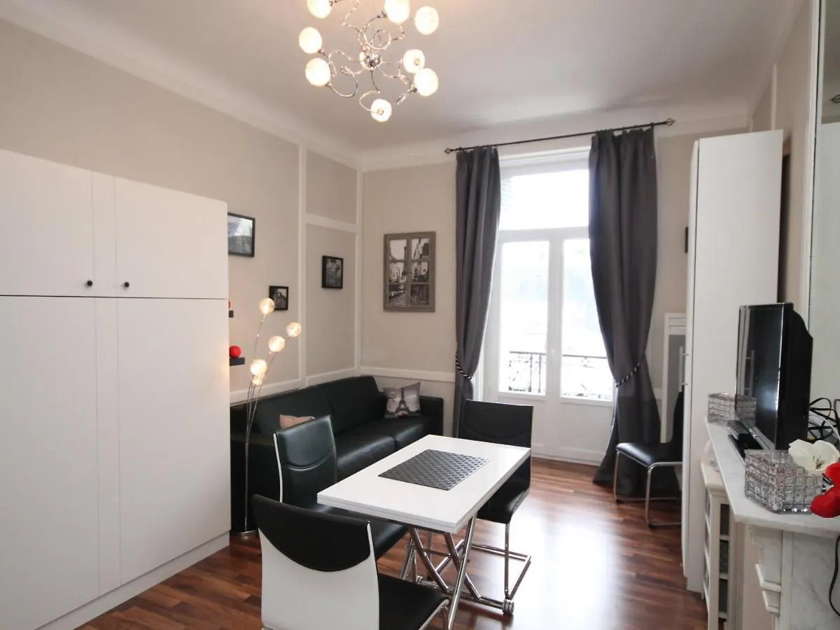 Apartment Studio Renove Avec Balcon, Tout Confort Et Wi-Fi Au Centre De Mont-Dore - Fr-1-608-105